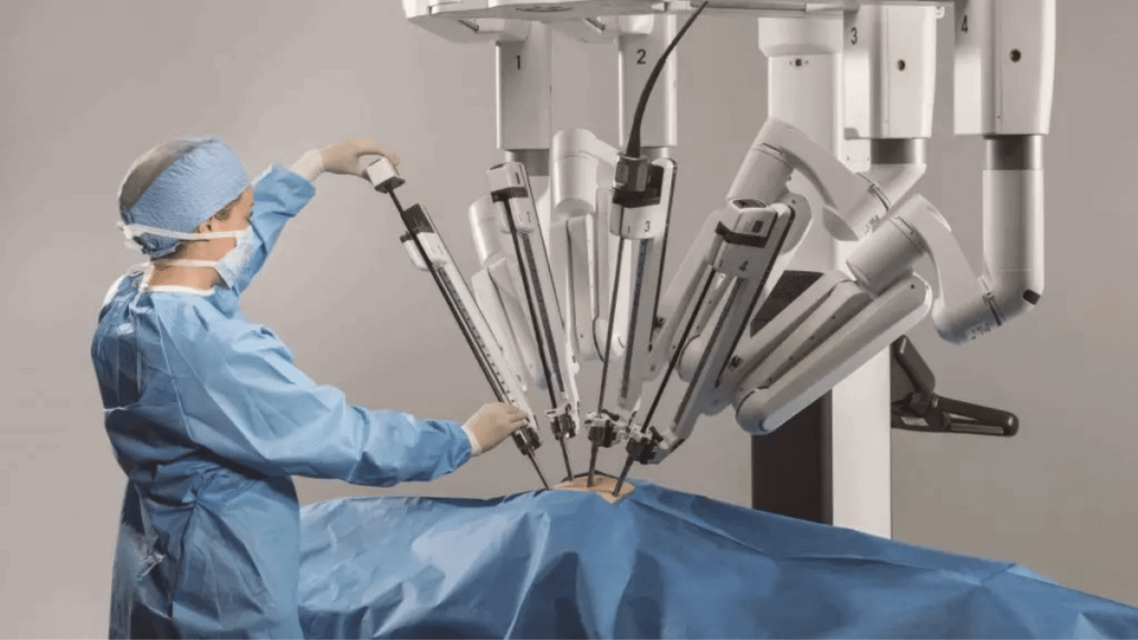 robo de cirurgia robotica
